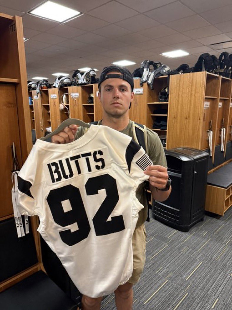 Guerin Catholic (Ind.) punter Peyton Butts R-Day check-in is complete #ArmyFootball