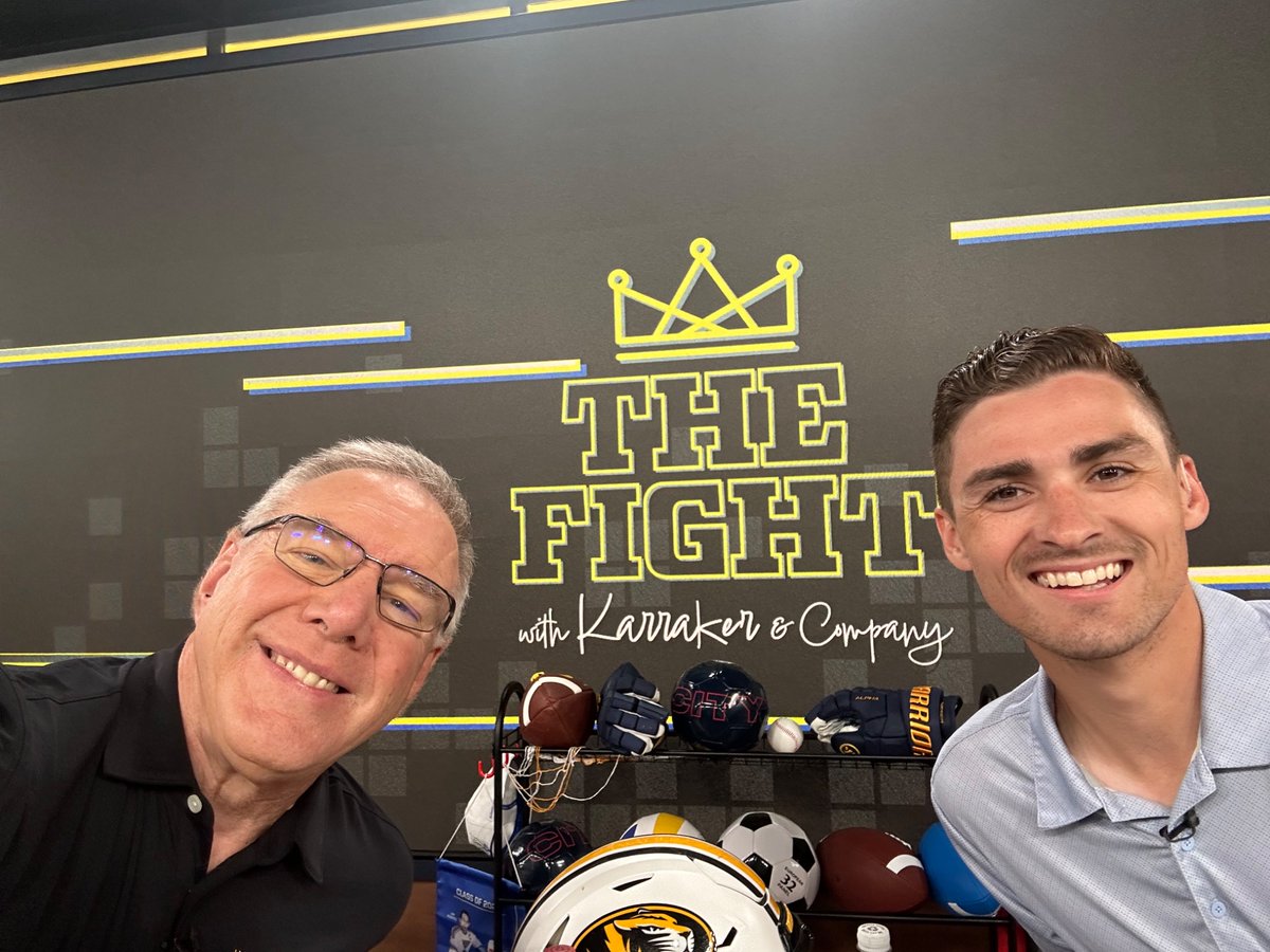 RandyKarraker's tweet image. #TheFight episode number 101 on @MatrixMidwest with @rogers_stl and me. See you on the station, or on the @KMOV app. Then the Randy Karraker podcast at 10:00 on @STLSprtsCntrl on YouTube.