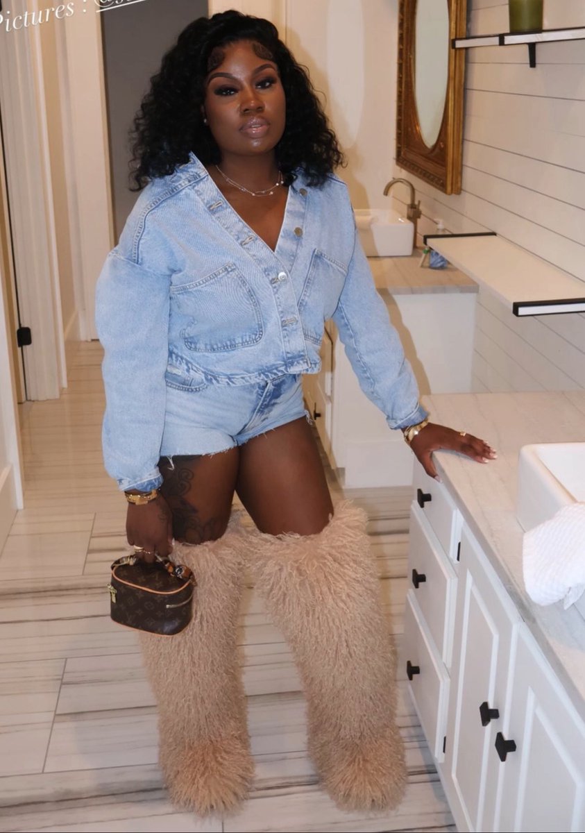 thatsher. tweet media