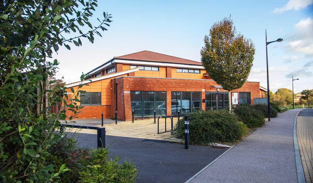 Individuals and community groups are invited to hire the 𝗝𝗮𝗺𝗲𝘀 𝗪𝗲𝘀𝘁 𝗖𝗼𝗺𝗺𝘂𝗻𝗶𝘁𝘆 𝗖𝗲𝗻𝘁𝗿𝗲, which has benefited from several upgrades in recent months and been hailed a ‘valued community asset’ by residents....

👉 FURTHER DETAILS: hailsham-tc.gov.uk/news/upgraded-…