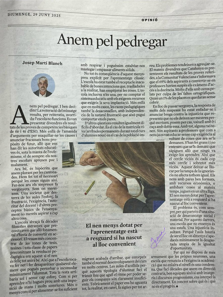 GemmaSecundaria's tweet photo. L’escola no funciona, i això no és progrés. Hem fet però, tot el necessari perquè els resultats de les competències bàsiques de 6è i 4t d'ESO reiterin el fracàs any rere any.  Som on mereixem, i fer-nos ara els sorpresos fa vergonyeta. 
La Vanguardia.
@JosepMartBlanch https://t.co/aiUtrHc9r2
