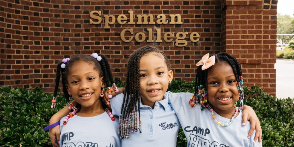 SpelmanPres's tweet image. Summer at Spelman is in full swing!  Our campus is buzzing with future scholars in programs like Camp HBCYouth, Early College and College Prep Institute — designed to prepare students for success in college and beyond. So proud to see legacy in the making.…