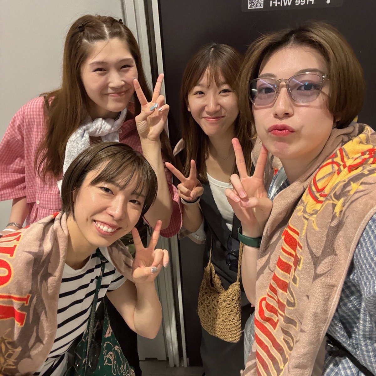 Saitama_AMG's tweet photo. ☆ー☆ー☆ー☆ー☆ー☆ー☆ー☆ 

メディ子による本日のひとこと💙

☆ー☆ー☆ー☆ー☆ー☆ー☆ー☆

✅本日の担当：#目黒安希

4人でNovelbright ARENA TOUR 2025に
行ってきたよ〜！

歌ったり泣いたり踊ったり…笑
本当に最高だった〜
頑張ろう！って前向きな気持ちにさせてくれて
ありがとうございました〜🩵

私たちもファンの皆さんの活力に
なれるように頑張る💪🔥

#埼玉上尾メディックス
#大同生命SVリーグ
#アイダ設計 #武蔵野銀行
