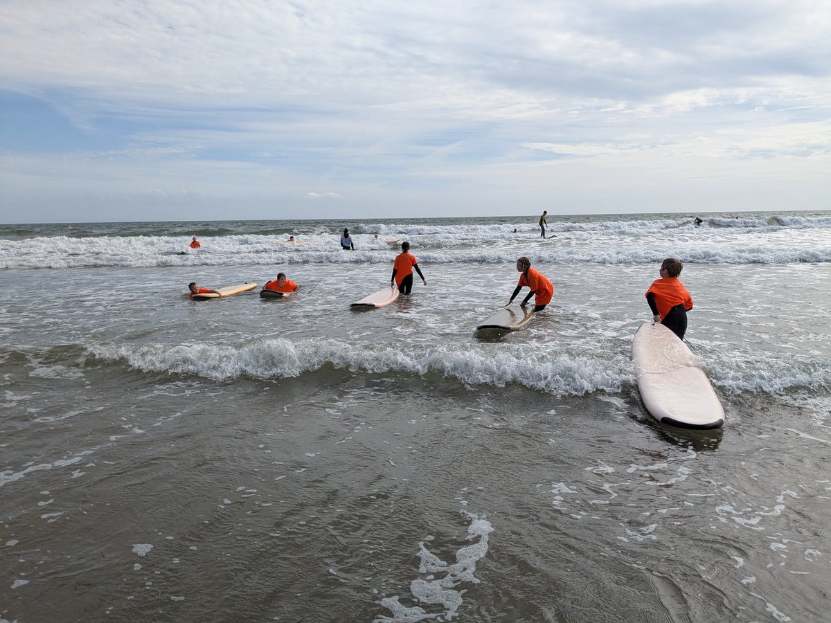 Clwb Syrffio 2025!
Surf Club 2025!