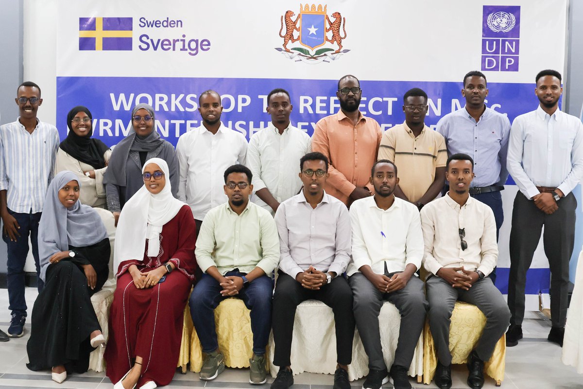 UNDPSomalia's tweet photo. .@UNDP, in collaboration with @MoEWRSo, hosted a reflection workshop for 34 young professionals from the Master of Science (MSc) programme in Integrated Water Resources Management (IWRM). After six months of placements in federal and state institutions, the interns shared their experiences, challenges, and future plans.

With support from @SwedeninSomalia and implemented jointly with @Somali_NU, the IWRM programme is helping build Somalia’s national expertise in sustainable water governance.

More:👉 https://t.co/4f1hpeD6J0 @Sida
