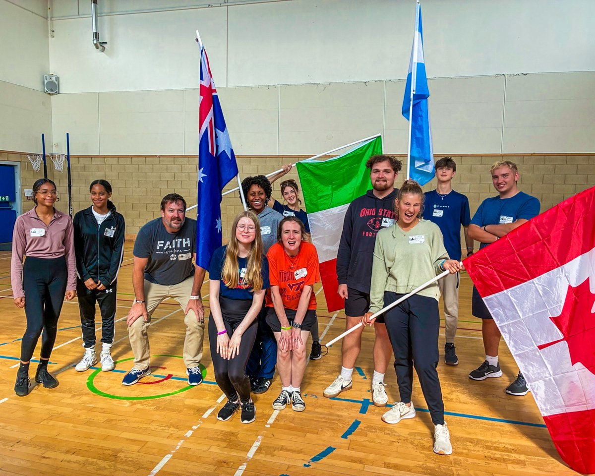 DioceseofDurham's tweet image. A group of young people from Florida have been sharing their faith across our Diocese. Part of the UK-USA Ministries initiative, the programme was supported by Holy Trinity Southwick. The group spent time with local primary schools, took part in worship nights and even prayed for…