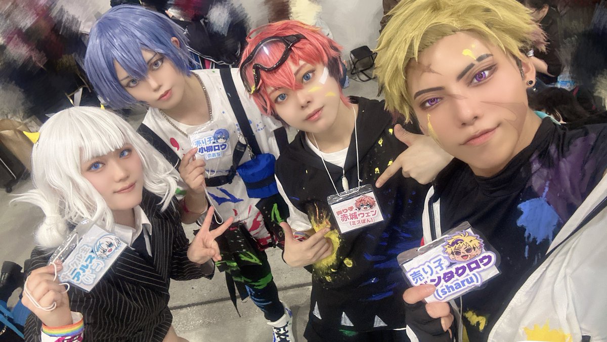 改めてお疲れ様でした❕
初参加緊張したけどめちゃくちゃ楽しかったです☺️この4人で参加できて良かったー！
スペースに遊びに来てくださった方もありがとうございました✨
会いたい方にも沢山会えて幸せだった〰️！
来年も行きたい！！

 #にじそうさく10