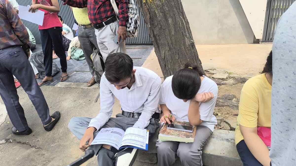 careers360's tweet image. NTA issues AIAPGET admit card 2025; download hall ticket

#AIAPGET #AIAPGEThallticket #admitcard

Read more at: buff.ly/R5KFioM