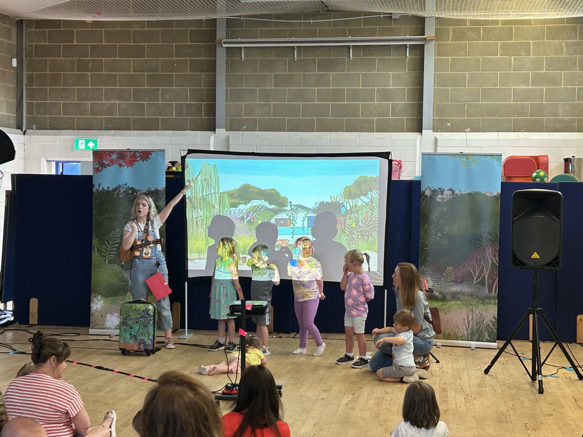 OfficialYukee's tweet image. You're all rockstars Together 21 NI!🎸🥁
You put on the most ROCKIN’ Yukee's Garden Party show EVER! Stripes never would've been able to play his guitar solo without your help. Until next time🤘
#Yukee #YukeesGardenParty #Cbeebies #MusicEducation #animation #kidstv