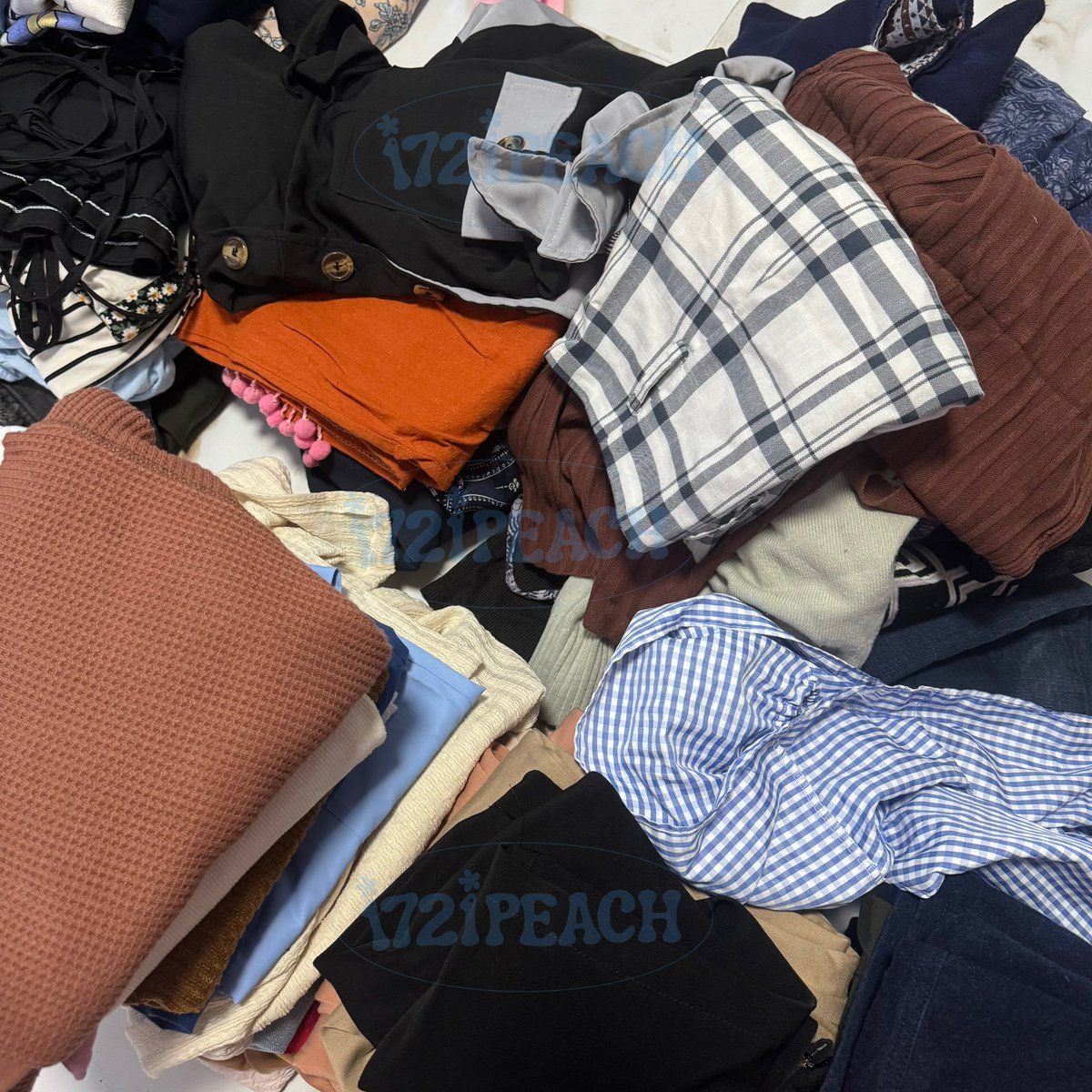 1721_peach's tweet photo. โล๊ะๆเสื้อผ้าค่ะ ล้นบ้านไม่ไหว งานไอจี แฟชั่น เยอะกว่าในรูป มีแจกด้วยน้า ปักไว้ได้เลย💗

🍧ลง 3/7 (17.30)
🍻รีฟอล,ปัก ลด 5.-
 
#ส่งต่อเสื้อผ้ามือสอง #เสื้อผ้ามือสอง #โล๊ะตู้ #โล๊ะตู้เสื้อผ้า #โล๊ะตู้เสื้อผ้ามือสอง #เสื้อผ้ามือ2 #cintageshop #stylistshop #bemingbkk #ส่งต่อเสื้อผ้า https://t.co/Sm5tL55Qcb