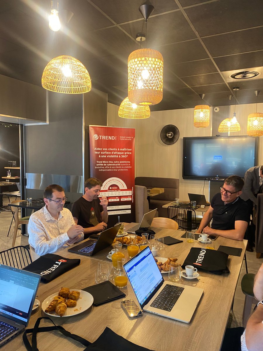 Trend Micro France (@trendmicrofr) on Twitter photo Juin a été riche en rencontres pour l’équipe <a href="/TrendMicroFR/">Trend Micro France</a>🔙
À vos côtés lors d’événements partenaires & clients, nos équipes étaient au cœur de l'action pour relever les défis clés de la #cybersécurité : IA, gestion proactive des risques & résilience.
Merci pour votre présence ! Juin a été riche en rencontres pour l’équipe <a href="/TrendMicroFR/">Trend Micro France</a>🔙
À vos côtés lors d’événements partenaires & clients, nos équipes étaient au cœur de l'action pour relever les défis clés de la #cybersécurité : IA, gestion proactive des risques & résilience.
Merci pour votre présence !