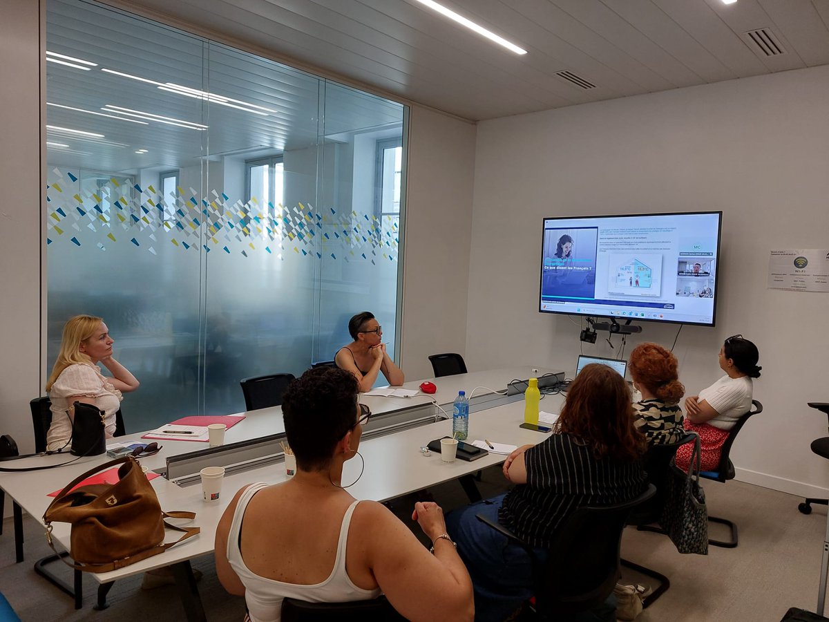 ENGIE Particuliers (@engiepartfr) on Twitter photo Ecogestes, rénovation, #TransitionEnergétique ♻️
<a href="/SIbarrart/">Sandrine Ibarrart</a> est intervenue aujourd’hui à l’<a href="/unccas/">Unccas. Les élus locaux au service des solidarités</a> en <a href="/seinesaintdenis/">Département de Seine-Saint-Denis</a> pour animer un atelier à destination des travailleurs sociaux.
L’occasion de partager des solutions concrètes pour consommer moins et mieux.
#JAgisAvecENGIE Ecogestes, rénovation, #TransitionEnergétique ♻️
<a href="/SIbarrart/">Sandrine Ibarrart</a> est intervenue aujourd’hui à l’<a href="/unccas/">Unccas. Les élus locaux au service des solidarités</a> en <a href="/seinesaintdenis/">Département de Seine-Saint-Denis</a> pour animer un atelier à destination des travailleurs sociaux.
L’occasion de partager des solutions concrètes pour consommer moins et mieux.
#JAgisAvecENGIE