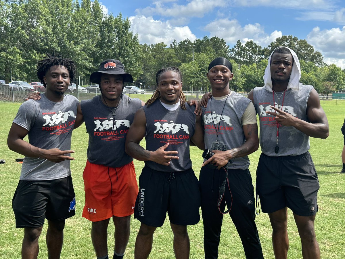 EvanWynnn's tweet image. GREAT CAMP #2 💐💐