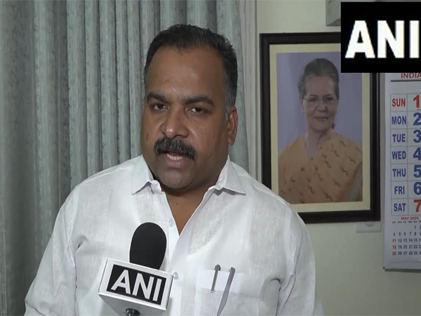 ani_digital's tweet photo. "What BJP says and does are two different things": Manickam Tagore on probe committee into Kolkata gangrape case
Read @ANI Story | https://t.co/Xuu7PyZCpt
#ManickamTagore #BJP #Congress #KolkataGangrape #ProbeCommittee https://t.co/RY5LUzHLyX