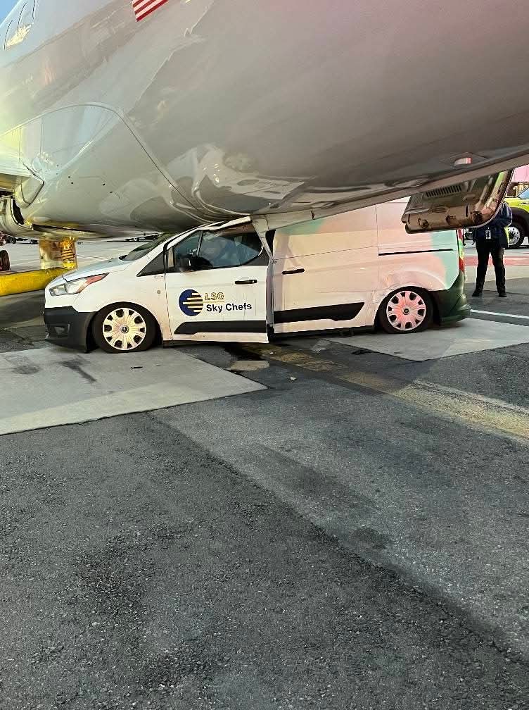 aviationbrk's tweet photo. American Eagle/Republic Airways Embraer E175LR damaged after a ground vehicle collided with the aircraft at Boston’s Logan Airport over the weekend.

The crash occurred on Sunday morning when a catering minivan collided with a Republic Airways aircraft, according to a Massachusetts Port Authority spokesperson.

The driver suffered minor injuries and was transported to the hospital for evaluation.

The aircraft was not carrying any passengers and was towed to the American Airlines maintenance hangar for further inspection.