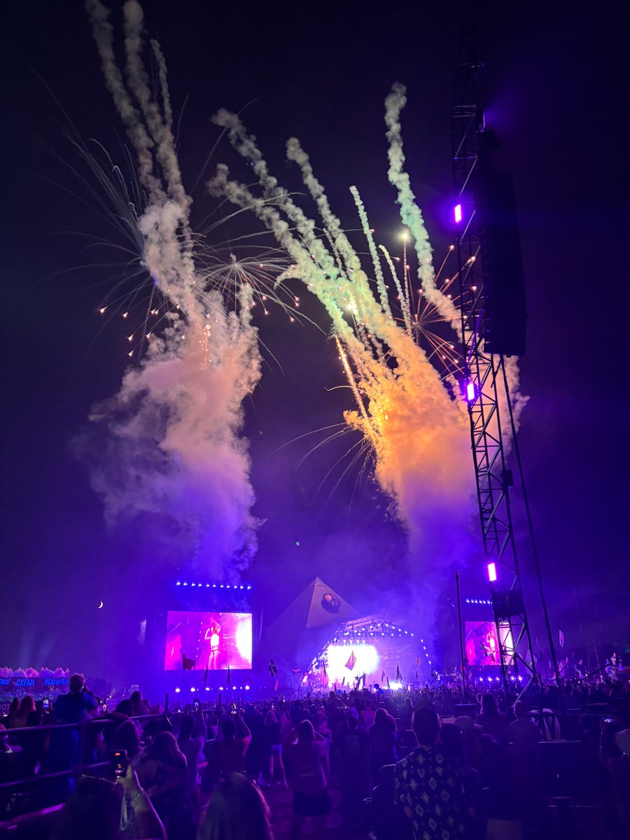 GiveVision tweet media