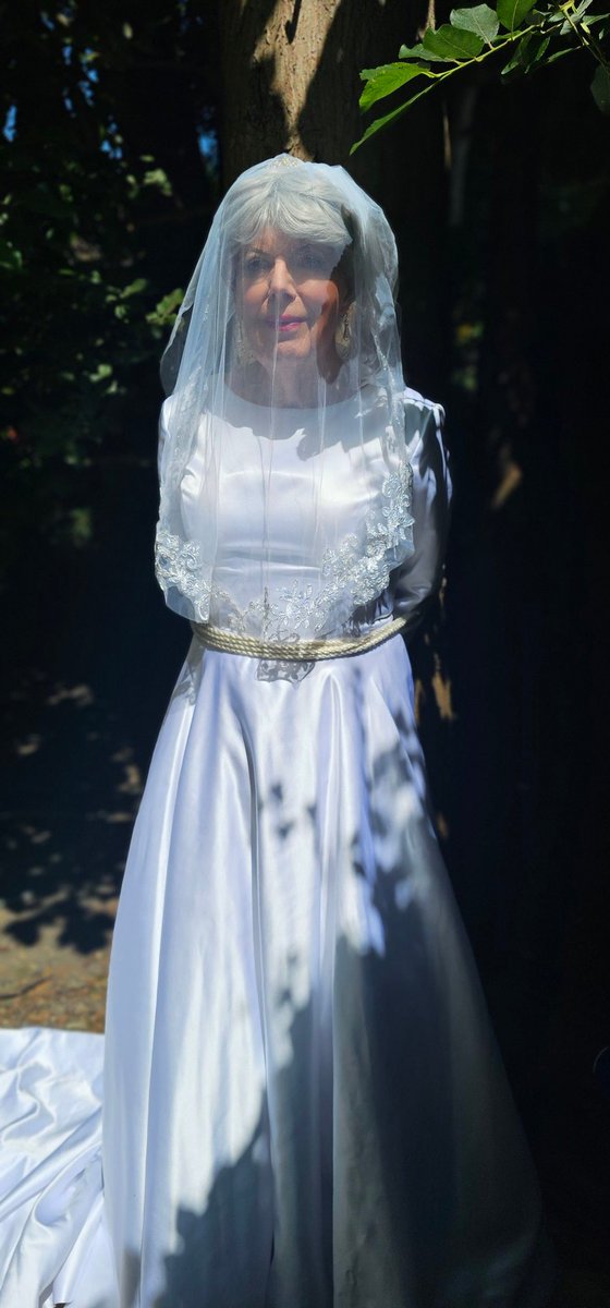 This is what they call 'Bound for Life' The virginal Jean.