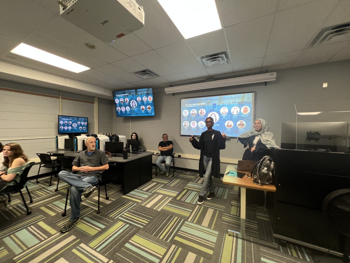 ESUArtDesign's tweet photo. Our very first New Student Orientation was a huge success. It was full of energy, new friendships, and the start of an exciting journey. 
Thank you to everyone who showed up and showed out! We’re so excited for what’s ahead 
#NSO2025 #WelcomeNewStudents
@esuniverstiy https://t.co/UXw9D0Gph1