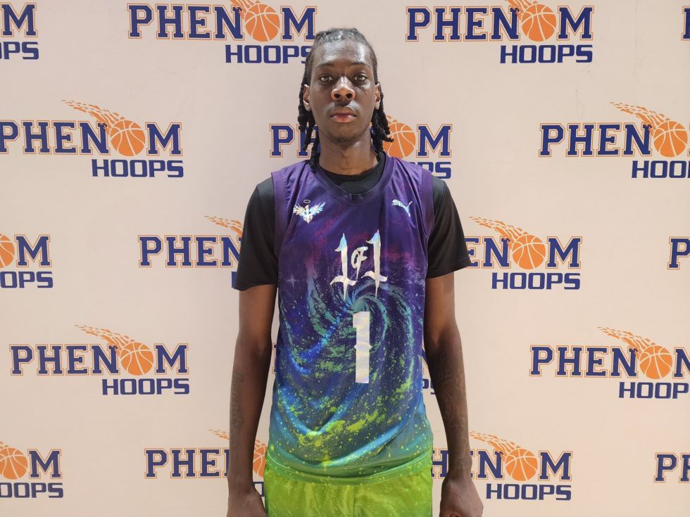 POBScout's tweet image. 🚨 Late Grab Alert: UNCG Strikes with 2025 Chane Bynum 🔥
The Spartans secure a major late-piece with the athletic and versatile Chane Bynum!
Could be a steal for UNCG in the 2025 class 👀

Full breakdown 👉 phenomhoopreport.com/uncg-earns-lat…
#UNCG #PhenomHoops #RecruitingNews