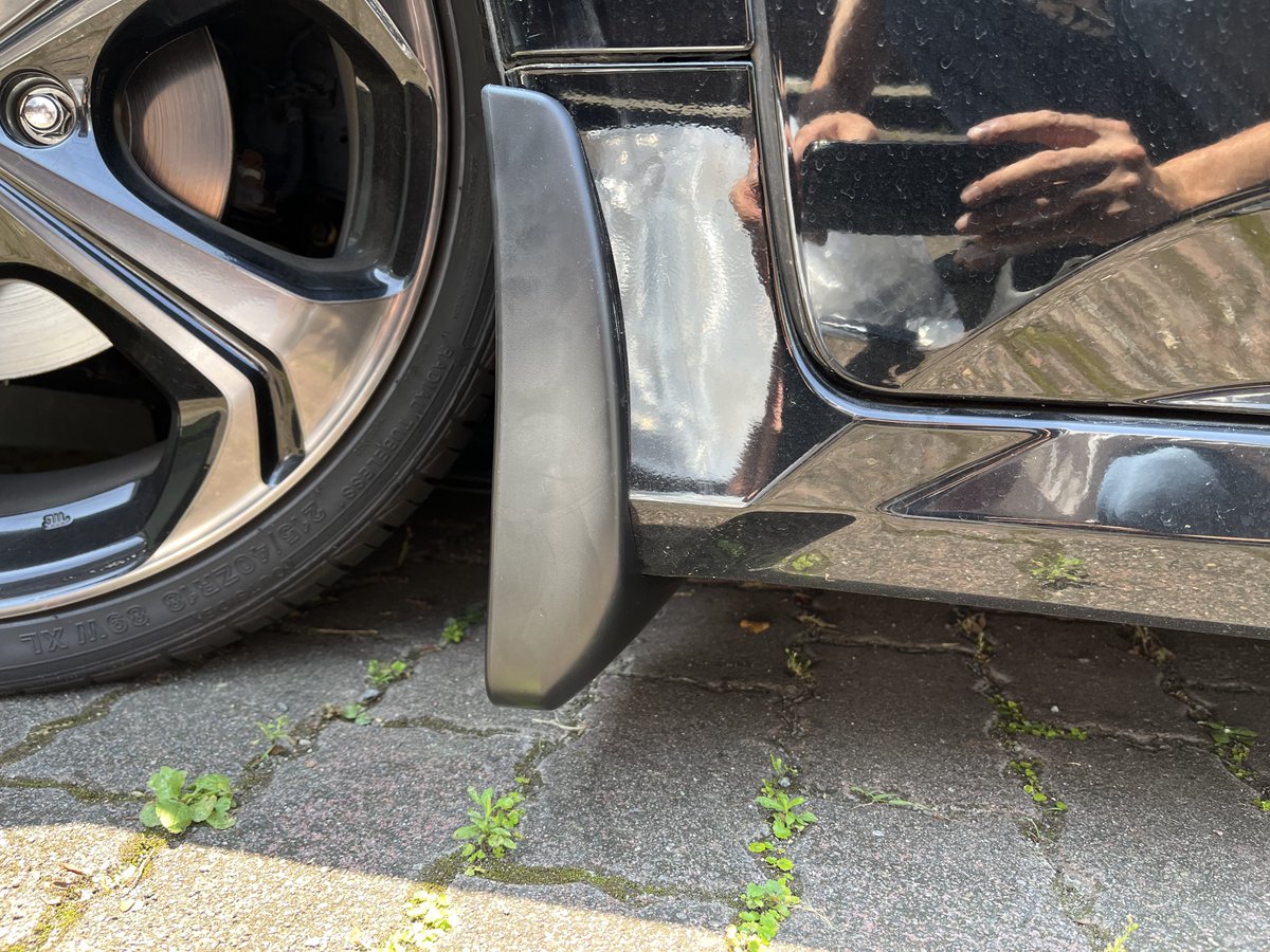 y_usdm777's tweet photo. us honda genuine parts mudguard install
#usdm
#fc1
#fc2
#fc3
#civicsedan
#civictouring https://t.co/Wnas34mfsr