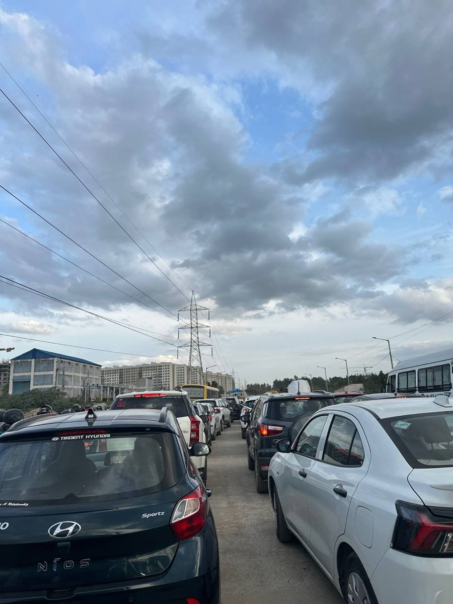 BalagereConnect's tweet image. Avoid T junction , road repair work in progress