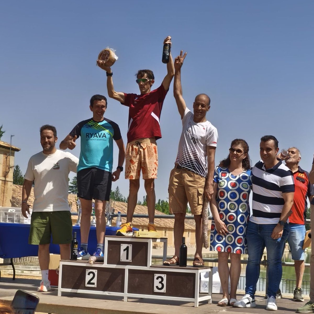 📌Cross de San Juan
🌐Medina de Rioseco
🥉Tatiana Bento - Absoluta F - 10K
🥉Mustapha Ait - Absoluto M - 5K
---
🥈Tatiana Bento - MAF - 10K
🥈Mustapha Ait - MBM - 5K
🥉Alberto La Rosa - MAM - 5K
▶️6🟣 de 77 en meta en 10K y 5K