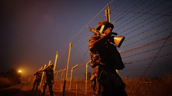 naaz_mahar's tweet image. From JeM guides to lone operatives, these incidents aren’t isolated. 

They expose a systematic effort by terrorist networks tied to #Pakistan-backed handlers.
Time to expose the handlers, not just the foot soldiers.
#StopStateTerror #ExposePak