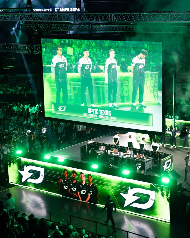 SCUFGermany's tweet photo. Herzlichen Glückwunsch @OpTicTexas!
Zweiter Titel in Folge für die #Greenwall 🏆 🏆
#CDL25 https://t.co/2qV5li8h92