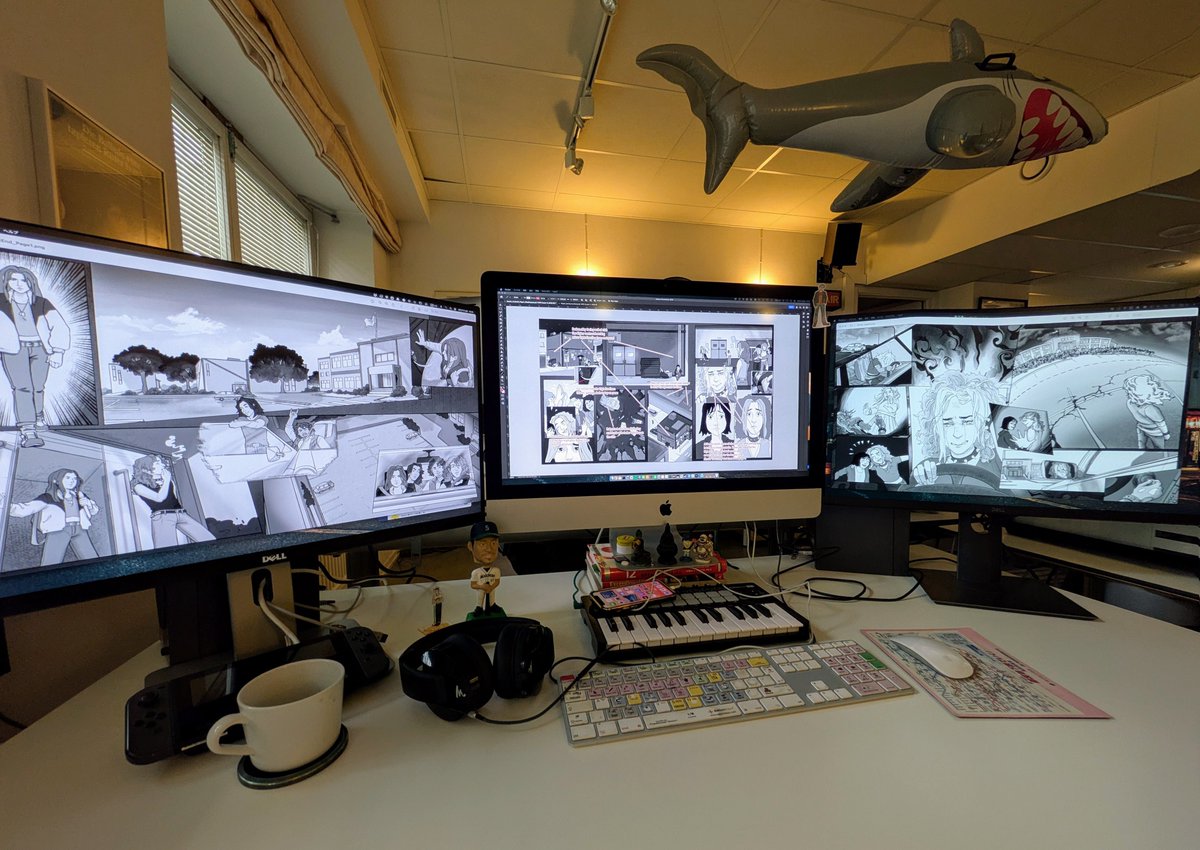 Our Tactichord cutscene #comic artist Ellen is back in the office this month so I needed to add another monitor to my setup.  For most of the administrative things I do this isn't necessary, but it's much appreciated when comparing lots of panels like this. #indiegame #handdrawn
