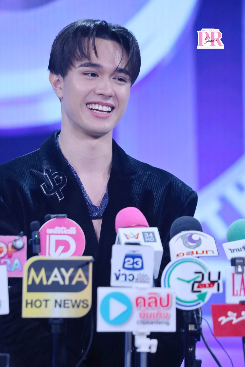 prjipata's tweet image. “ไมกี้ ปณิธาน” เปิดใจให้สัมภาษณ์สื่อใน งานแถลงข่าวเปิดตัว &quot;THE UPGRADE&quot; รายการเรียลลิตี้สุดยิ่งใหญ่ ที่จะมาเปลี่ยนลุค เปลี่ยนชีวิต พร้อมทีมโค้ชสุดฮอตที่จะมา UP GRADE ชีวิตผู้เข้าแข่งขัน 

#THEUPGRADE #WorkPoint23 #workpoint #เปลี่ยนเป๊ะปัง  
#ไมกี้ปณิธาน #MikePanitan