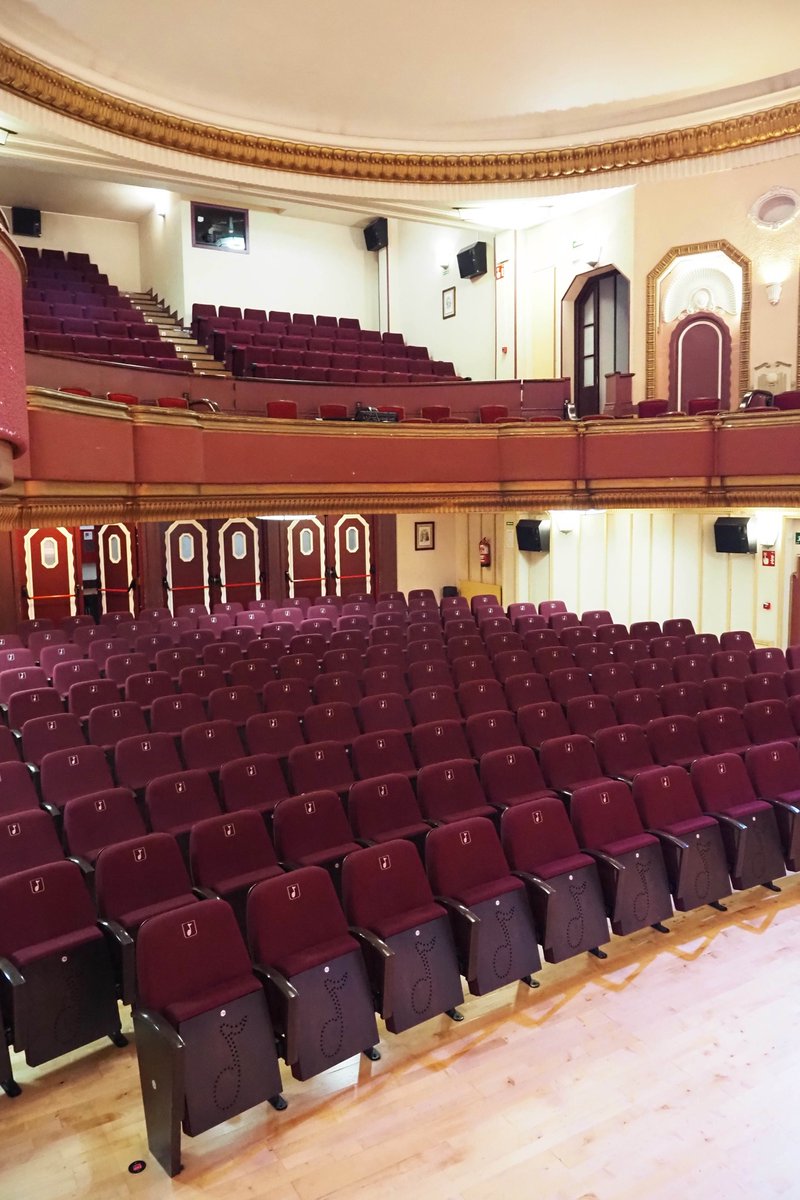 📢 Adi, getxotar kultur elkarteak!
Bihar hasita, Getxo Kulturak abian jarriko du Kultur Etxeetako eta, lehenengo aldiz, Musika Eskolako aretoak lagatzeko deialdia. 
Oinarriak eta dokumentazioa➡️ getxo-kultura.eus/deialdiak  
(1/2)