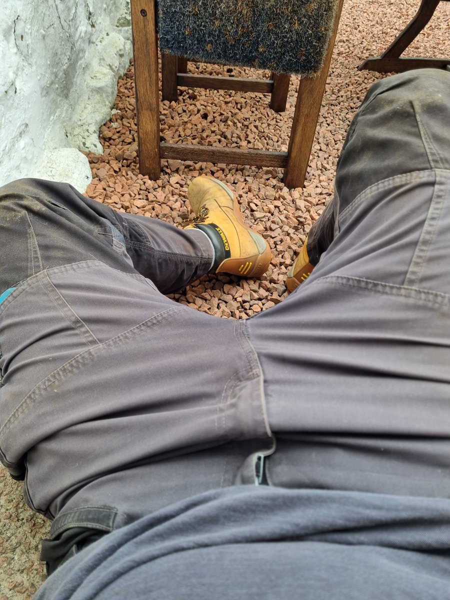 JohnnySockBoy's tweet photo. Who wants to sit on my filthy lap while I take a coffee break
https://t.co/6wOejHrvDb #tradies #alphalmale #workmen #workie #workboots #workgear #cashmaster #workman #workgear #gayfetish #tradielads #gayworkmen #dirtyboots #workingmen https://t.co/QNOR7TtroI