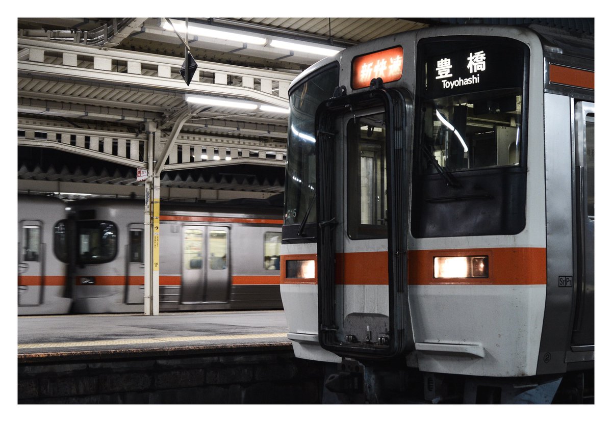 平成初期顔の通勤・近郊型電車が好きな自分にとって、浜松に住んでいた時は唯一無二の被写体でした。
更新でデザインが変わる車両が多い中、最後まで自分の好きな姿で走り続けていたことは奇跡のようだと思っています。

#ありがとう311系