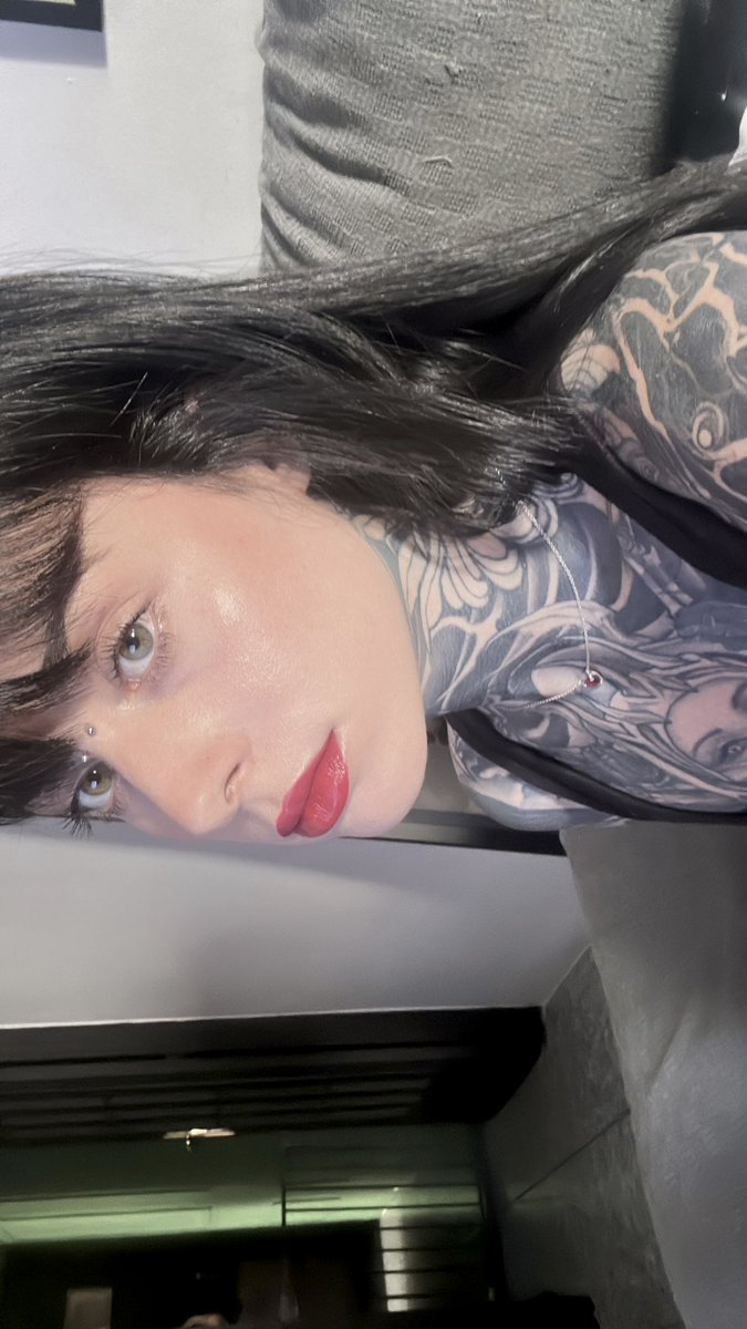 neli 🕷️ tweet media