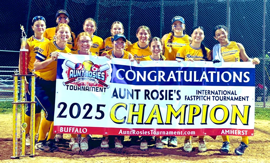 2008PLR's tweet image. What a gritty performance from this team! 💪🏻
12+ hours at the field and 5 wins Sunday to take home the Ship at Aunt Rosie's International Tournament. 🥇🏆🙌
8 ! @SoftballRecruit @krmyers
@CoachChristiana @CoastRecruits @PA_recruit