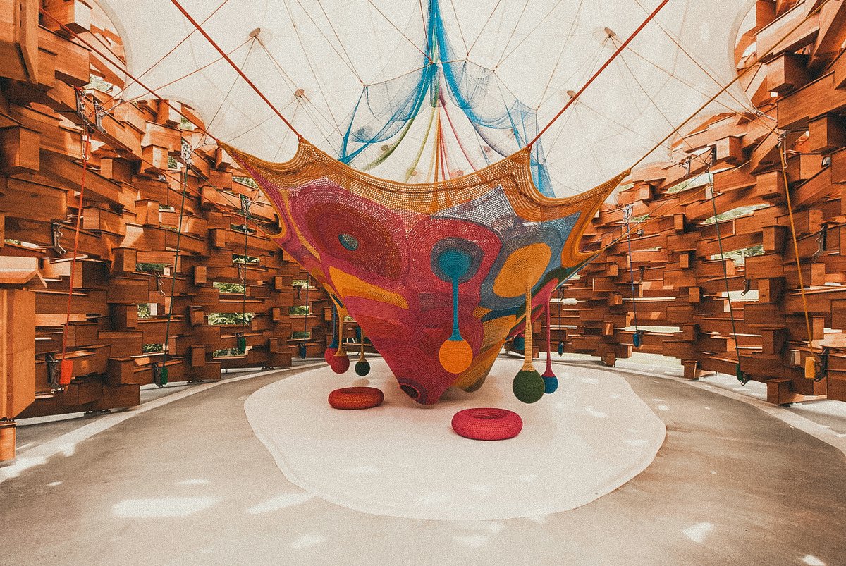 The Hakone Open-Air Museum: where sculpture and nature merge into one serene masterpiece.🎍✨ Can’t wait to see it THIS OCTOBER!
#Hakone #JapanTravel #ArtMeetsNature