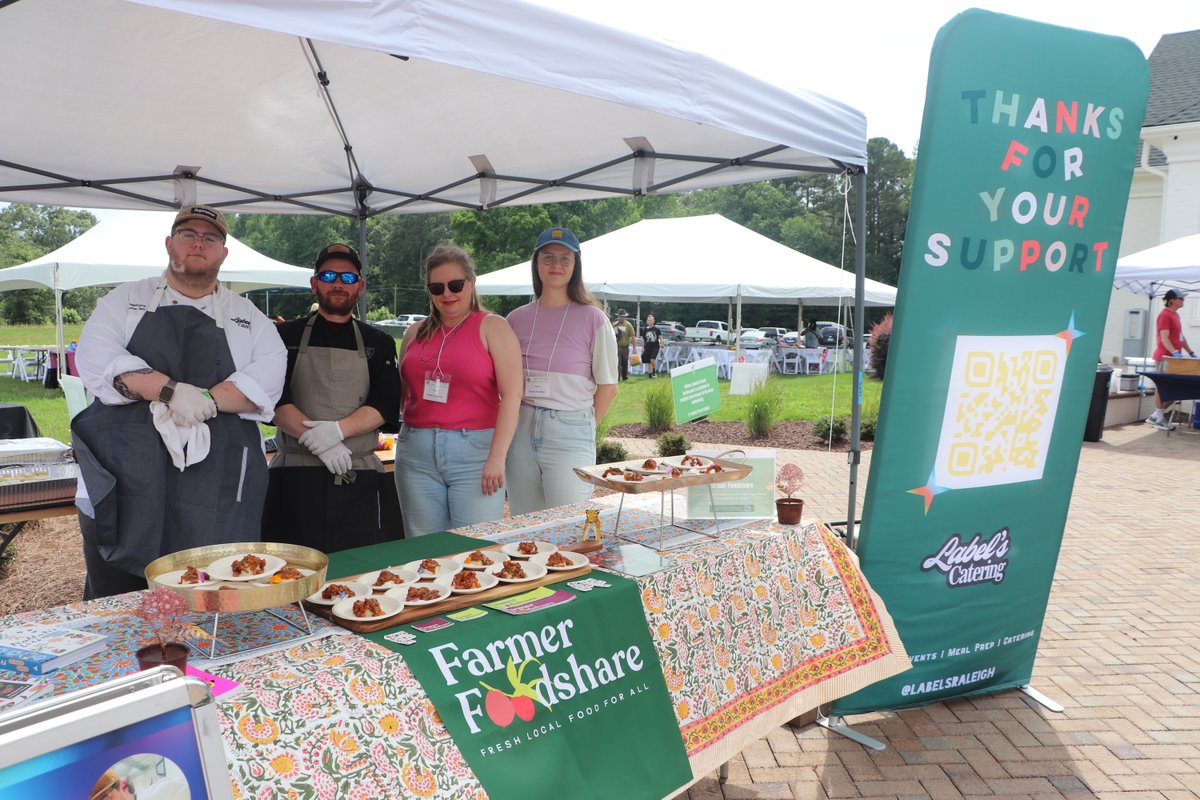 F2FPicnicNC's tweet photo. We’re still feeling the love from this year’s Farm to Fork Picnic! 💚 Huge thanks to all who made the Farm to Fork Picnic amazing—chefs, farmers, sponsors, volunteers, and guests! Together, we're growing a brighter future for North Carolina's local food system! 🌱🍽️ https://t.co/IDC264HsPK