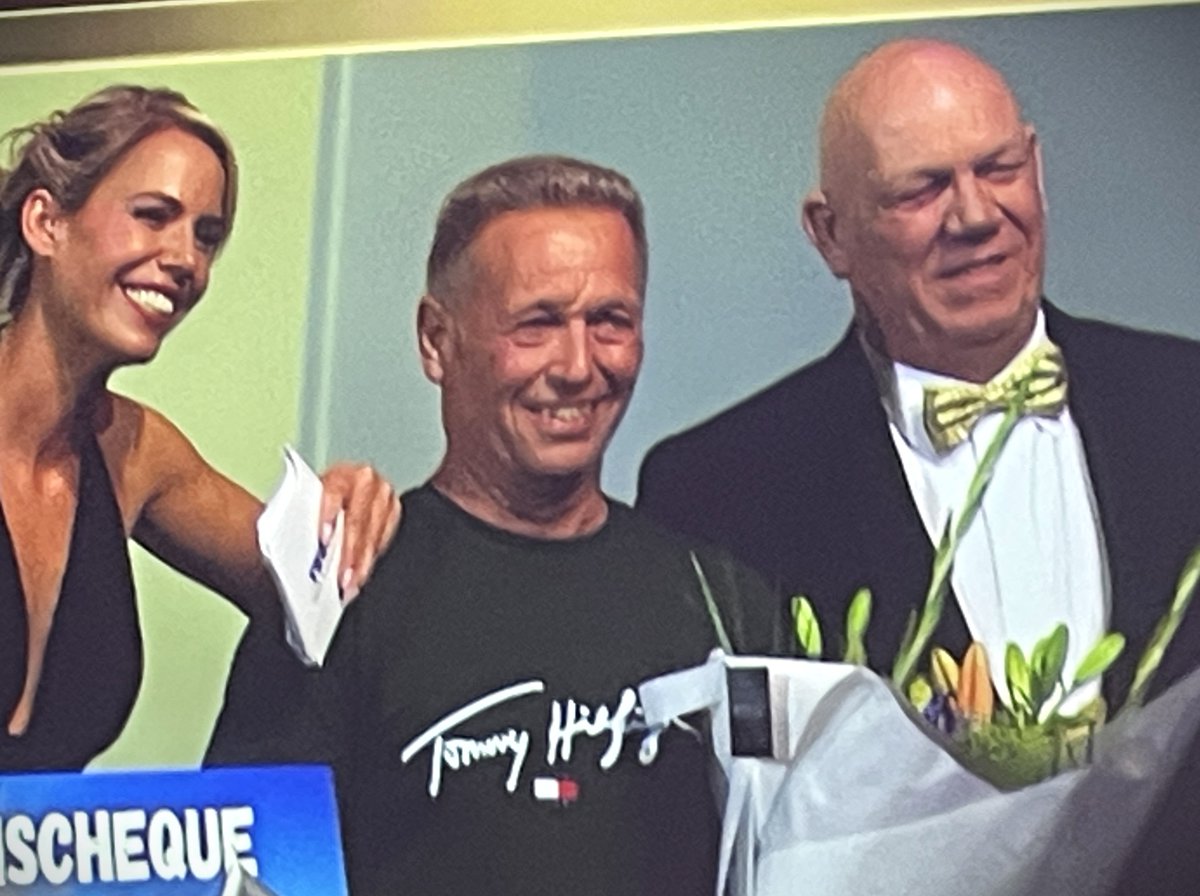 Van Venrooy tweet media