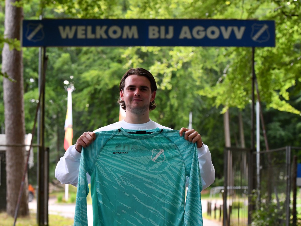 Drie spelers kiezen voor AGOVV
 
AGOVV verwelkomt komend seizoen drie nieuwe gezichten bij de eerste selectie.

Damiën Ax (AVW'66), Hidde Wind (Be Quick Zutphen) en Aaron Muteba Beya (Robur et Velocitas) spelen komend seizoen in het AGOVV-tenue.
⬇️
agovv.nl/1/1886/drie-sp…