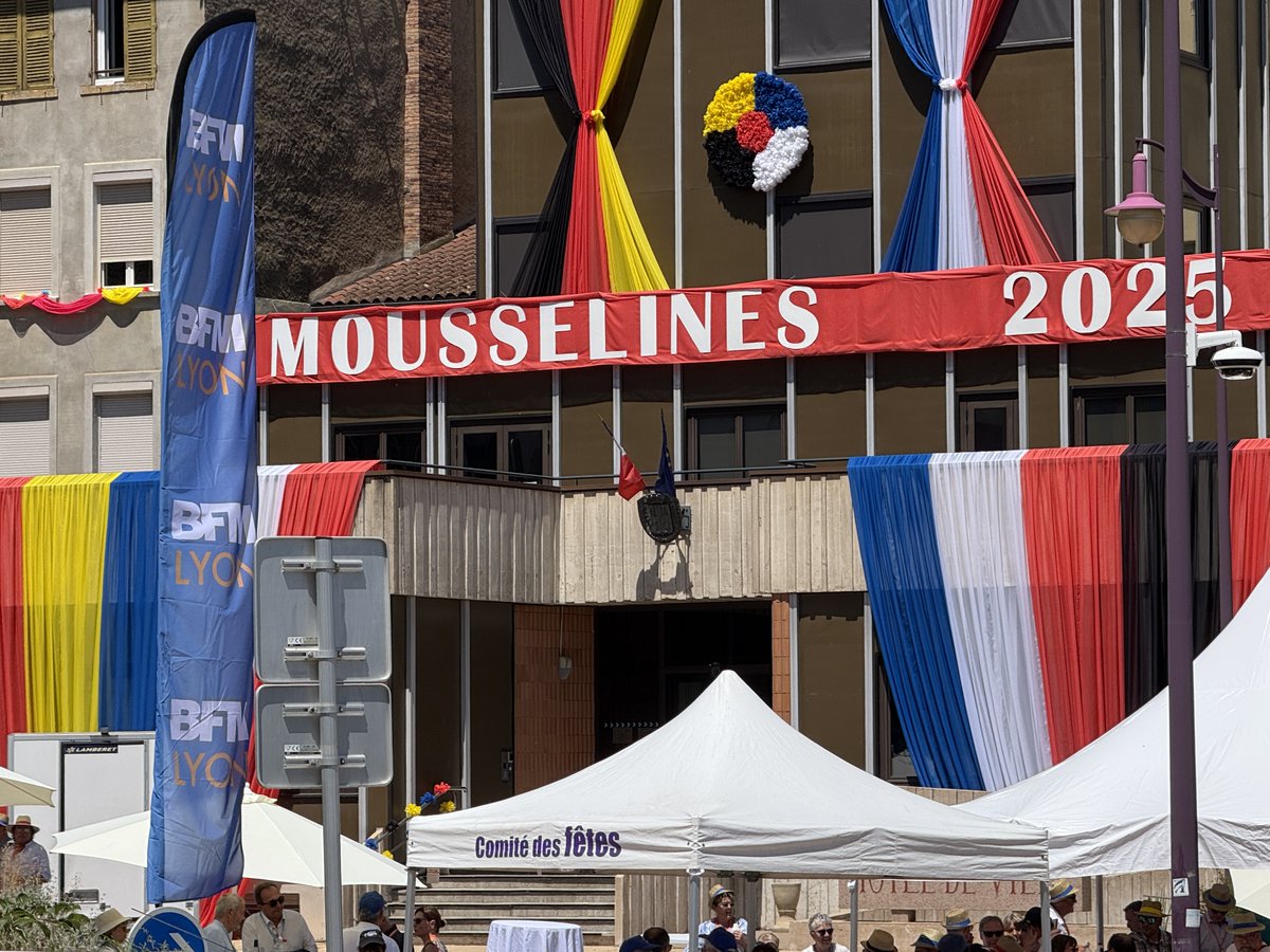 Bernard Fialaire (@bernardfialaire) on Twitter photo Fête des Mousselines avec <a href="/BrunoPeylachon/">Bruno Peylachon</a> - Maire de Tarare
Après une édition annulée en raison du COVID, la Fête des Mousselines a fait son grand retour avec une édition exceptionnelle ! Fête des Mousselines avec <a href="/BrunoPeylachon/">Bruno Peylachon</a> - Maire de Tarare
Après une édition annulée en raison du COVID, la Fête des Mousselines a fait son grand retour avec une édition exceptionnelle !