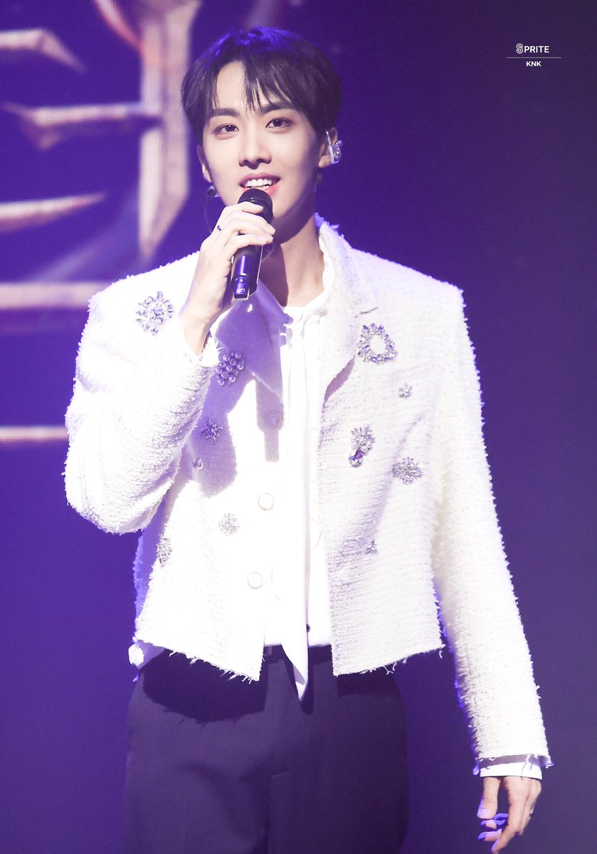 #HAPPYINSEONGDAY

250302 크나큰 킹덤 1부

#크나큰 #KNK #인성 #정인성 #INSEONG #インソン #인성짱짱
<a href="/KNKOfficial220/">크나큰(KNK)</a>