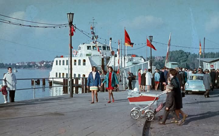 Hammer and Compass Visuals (@revaus199) on Twitter photo 