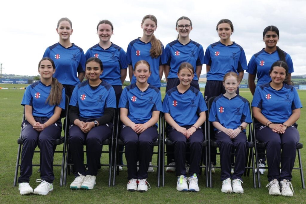 cricketleinster's tweet photo. GIRLS U15 IP: NAVY BY 30 RUNS! 

CL Girls (Navy): 215/7 (Sarah Prendergast 52, Juliet Gargan 34; Katie O’Toole 3/30)💙

CL Girls (Blue): 185 all out (Lily Morgan 55, Vanessa Scollard 33: Lauren Torpey 3/21, Sarah Prendergast 2/7, Sana George 2/14)🩵

NEXT: NW &amp; NCU (Wed, Belfast) https://t.co/kfb38Xdbn0