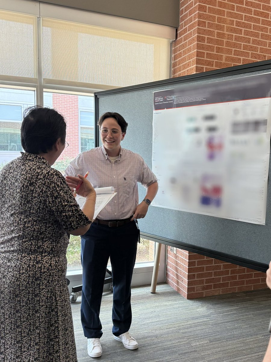 KalluriLab's tweet image. Proud to share that our Beatriz won
🎉 Best Poster - Pre-Candidacy 🎉
at last week’s @MDA_UTHGrad Graduate Student Research Day. Awesome work!