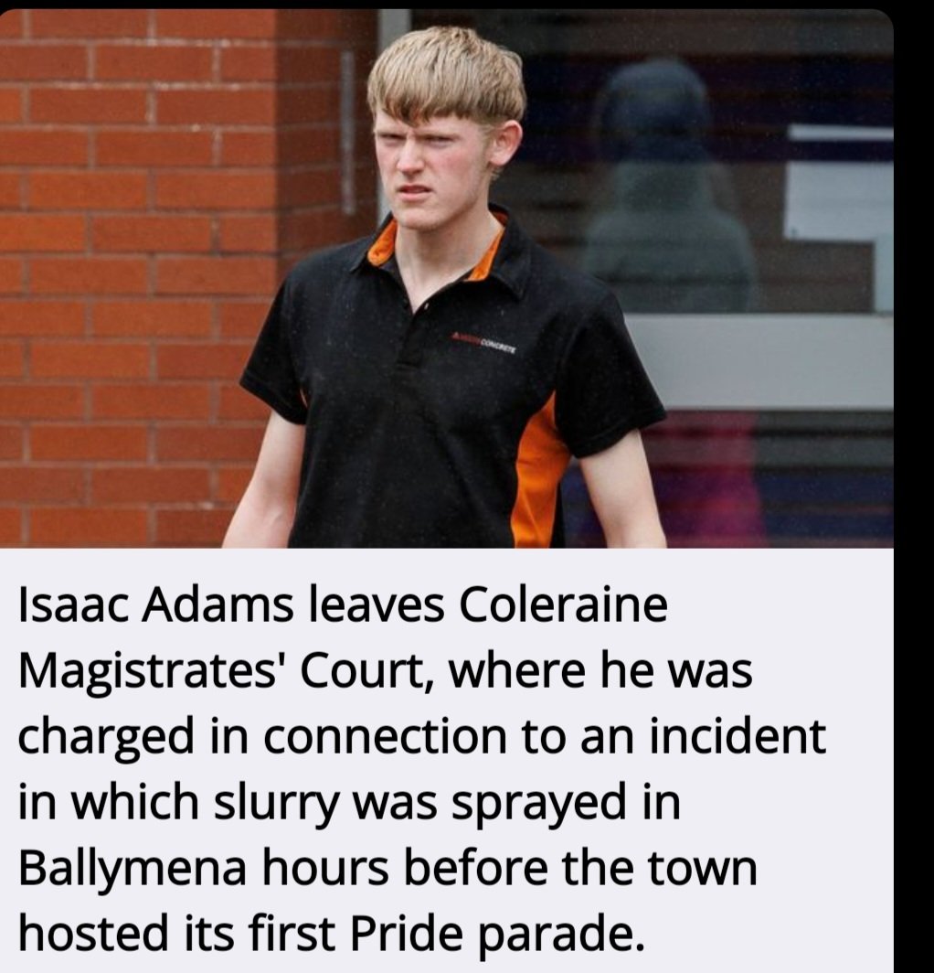 Timetogo105's tweet image. Is he a closet gay?
Yes
No
With a face like that you'd think he'd be grateful for any guy riding him.