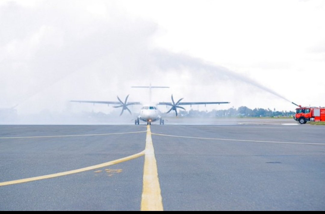 Football is serious business in Tanzania and they don't joke with it.

Yanga received a water salute upon the team arrival from Zanzibar where they were crowned champions.

Timu Kubwa set high standards for many African clubs as they monetize through proper fans engagement

Well