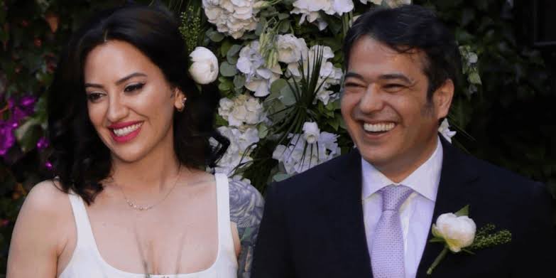 İBB İmar Daire Başkanı Ramazan Gülten, itirafçı marifetiyle içerde! Eşi zorda kalmasın diye TEK evini satmış.. Şimdi kimbilir yüzünü ne zaman görüp öpeceği bebeğinin doğumunu cezaevinde tutuklu bekliyor. Yaşattıklarınızı yaşamanız dileğiyle!!!