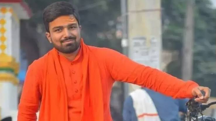 समय आ गया है अब मनीष कश्यप  जैसे नफरती पत्रकार  को रगड़ के एक्सपोज़ कर दिया जाय 

इस ट्वीट को खोलो और मजा लो 💣🔥