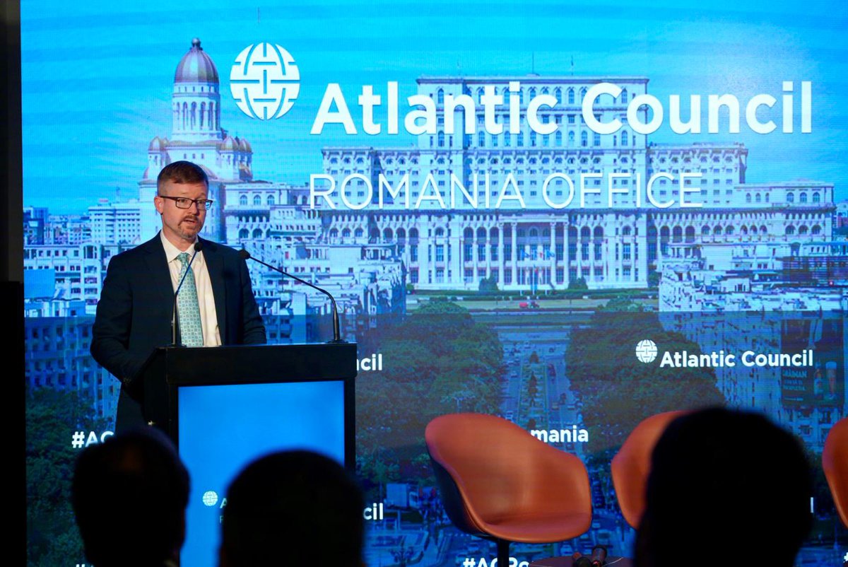 USAmbRO's tweet image. A great discussion of the Trump Administration’s foreign policy priorities in 🇷🇴 at the opening of the new @AtlanticCouncil office in Bucharest.