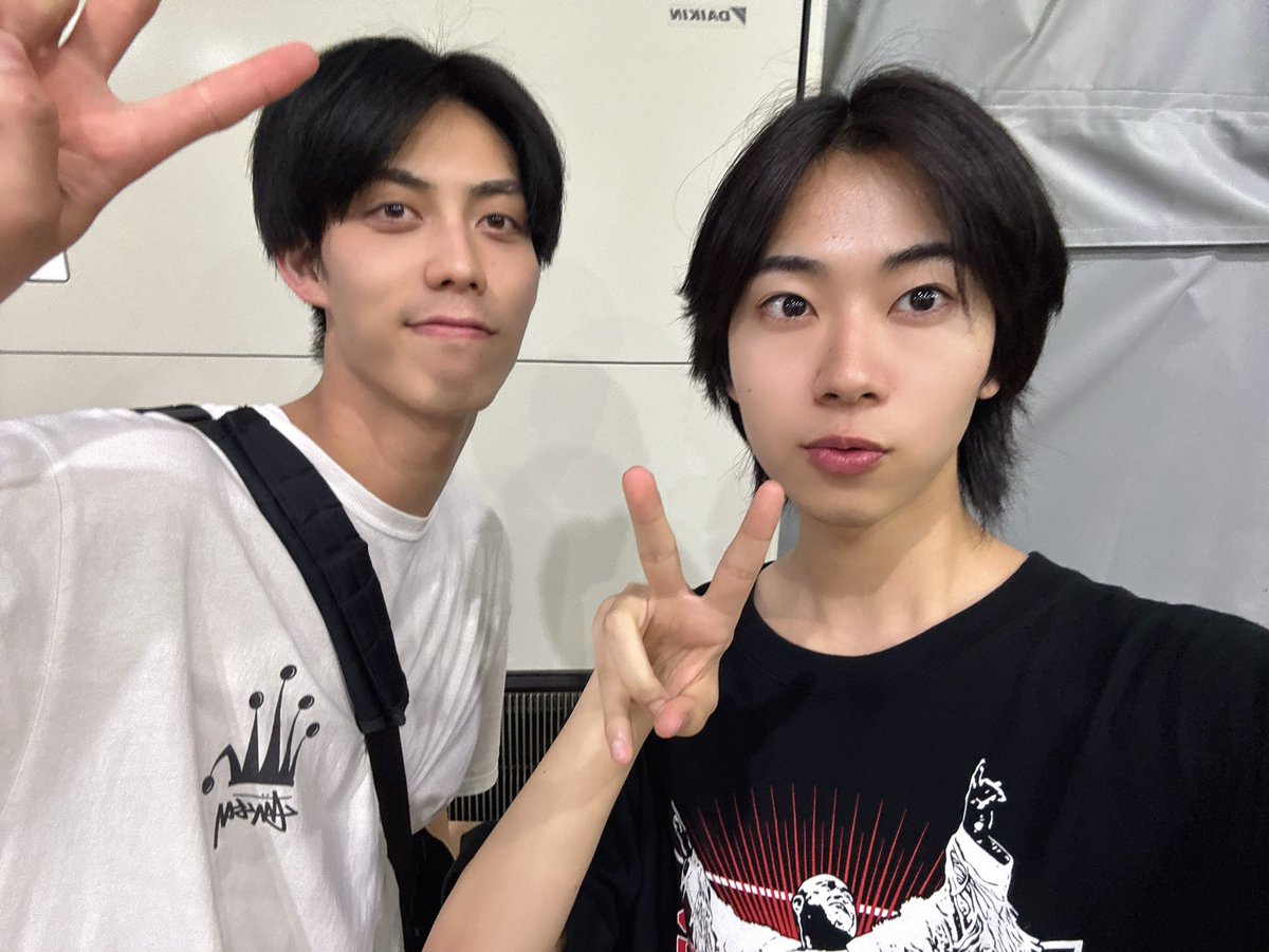 __itsuki0916's tweet photo. お稽古でした！

まさくんお誕生日おめでとうございます🎉🎉

単体の写真も欲しいって言ったら『 なんで？？』の顔されたけど、ちゃんと撮らせてくれました🥹
仲良くしてくださって嬉しく楽しい毎日です👍

 #テニミュ
 #海堂薫 https://t.co/h3Yt5IwMxc